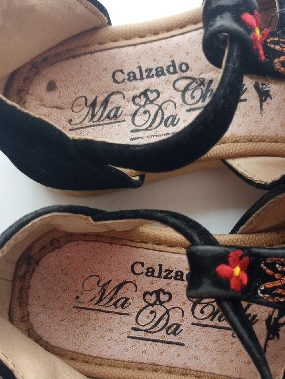 Made In Mexico Black Velvet Toddler Girl Embroidered Butterfly Flower Sandals 7
